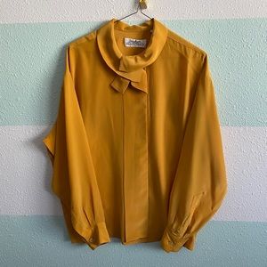 Linda Allard for Ellen Tracy 100% silk blouse.